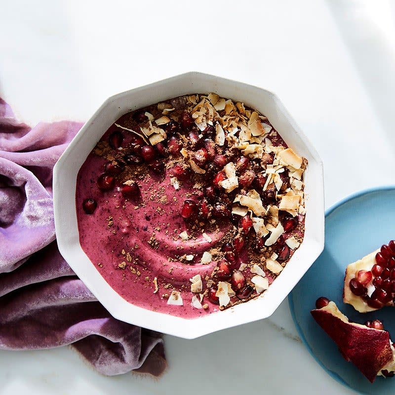 Photo of Berry smoothie bowl by WW