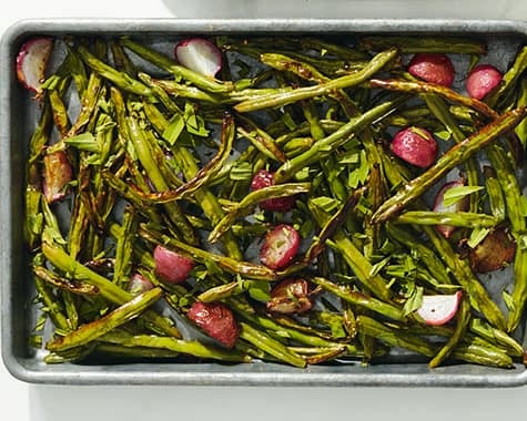 Photo of Roasted green beans & radishes by WW