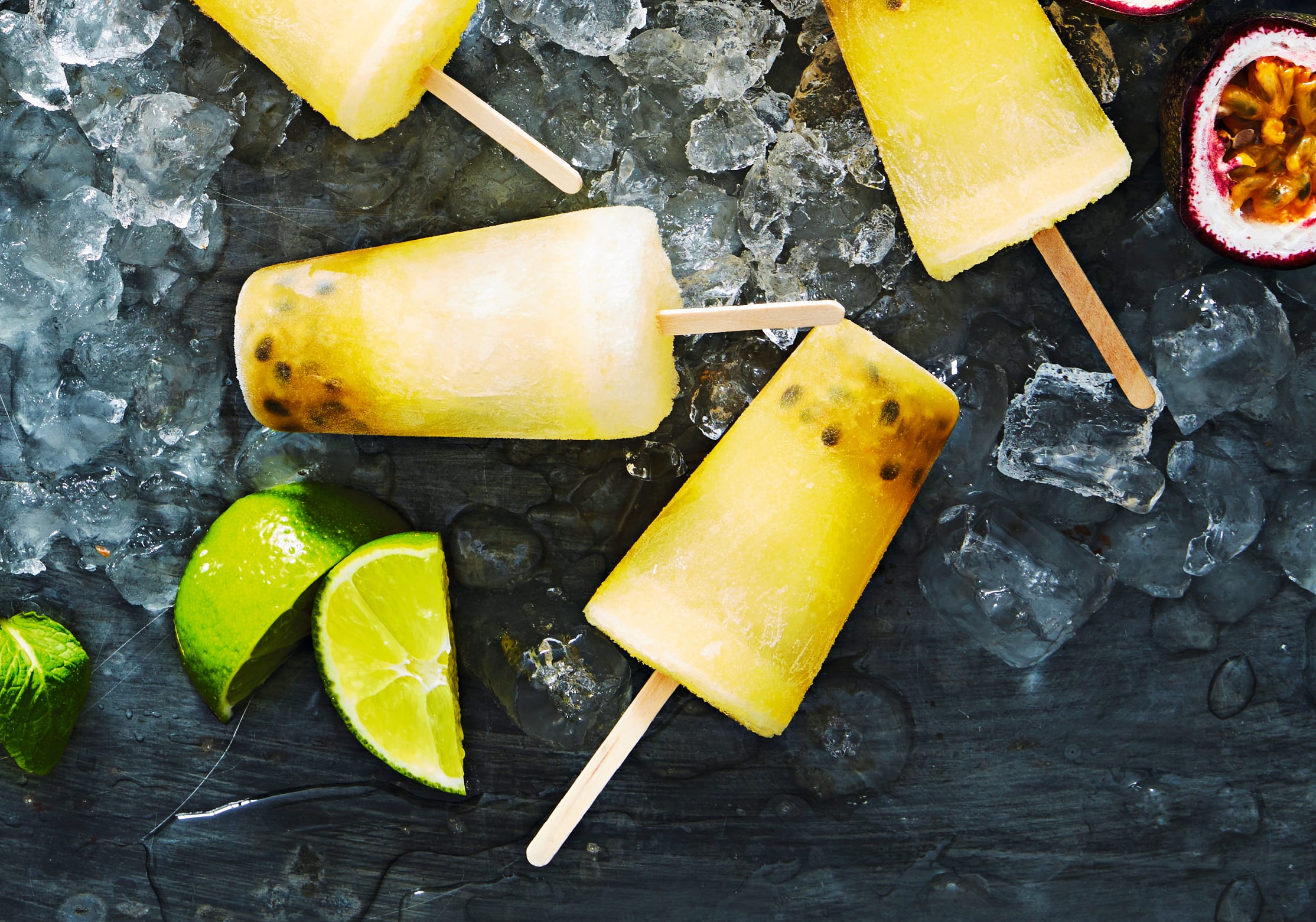 Photo of Tropical Prosecco cocktail ice lollies by WW