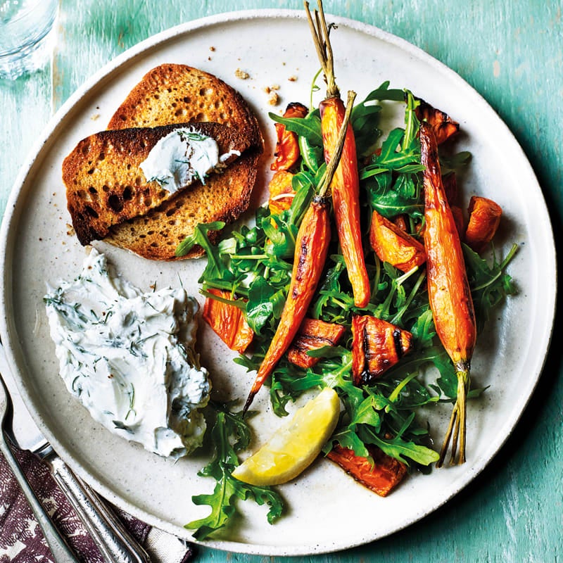 Photo of Roasted carrot salad with rocket and goats cheese by WW