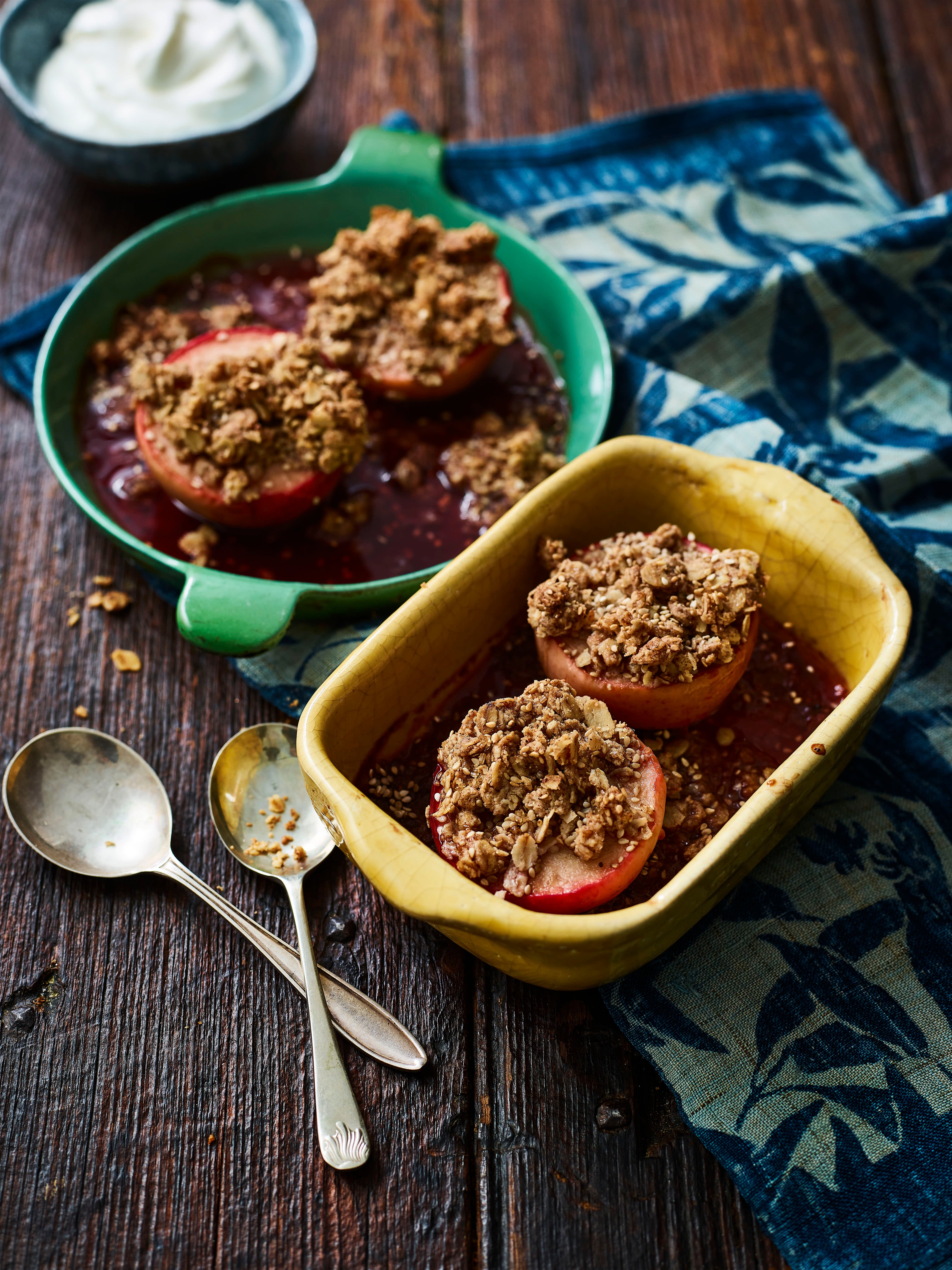 Photo of Baked apples with oaty crumb topping by WW