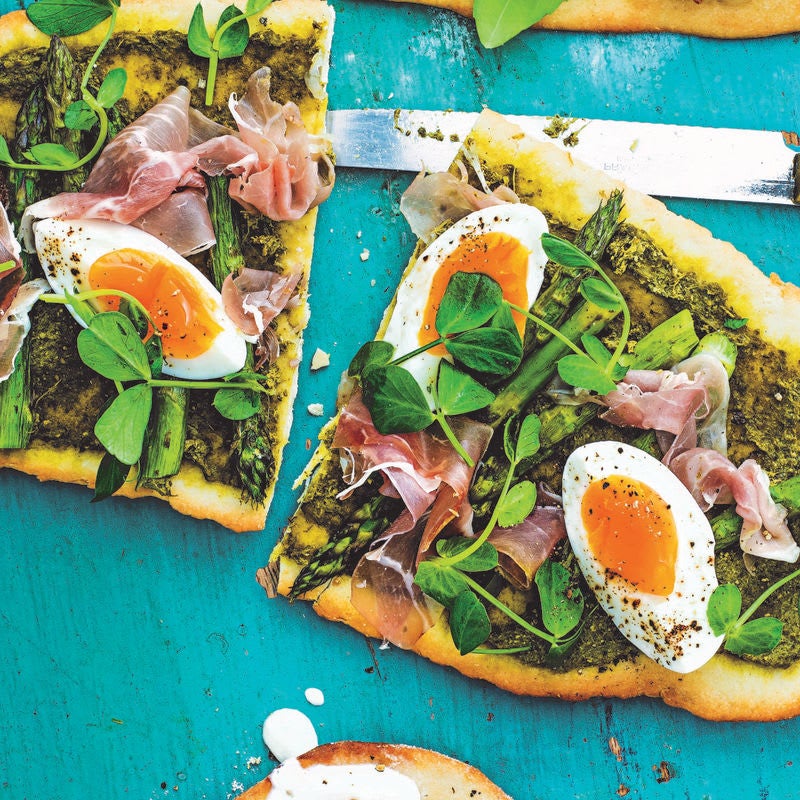 Photo of Asparagus, proscuitto & egg flatbread by WW