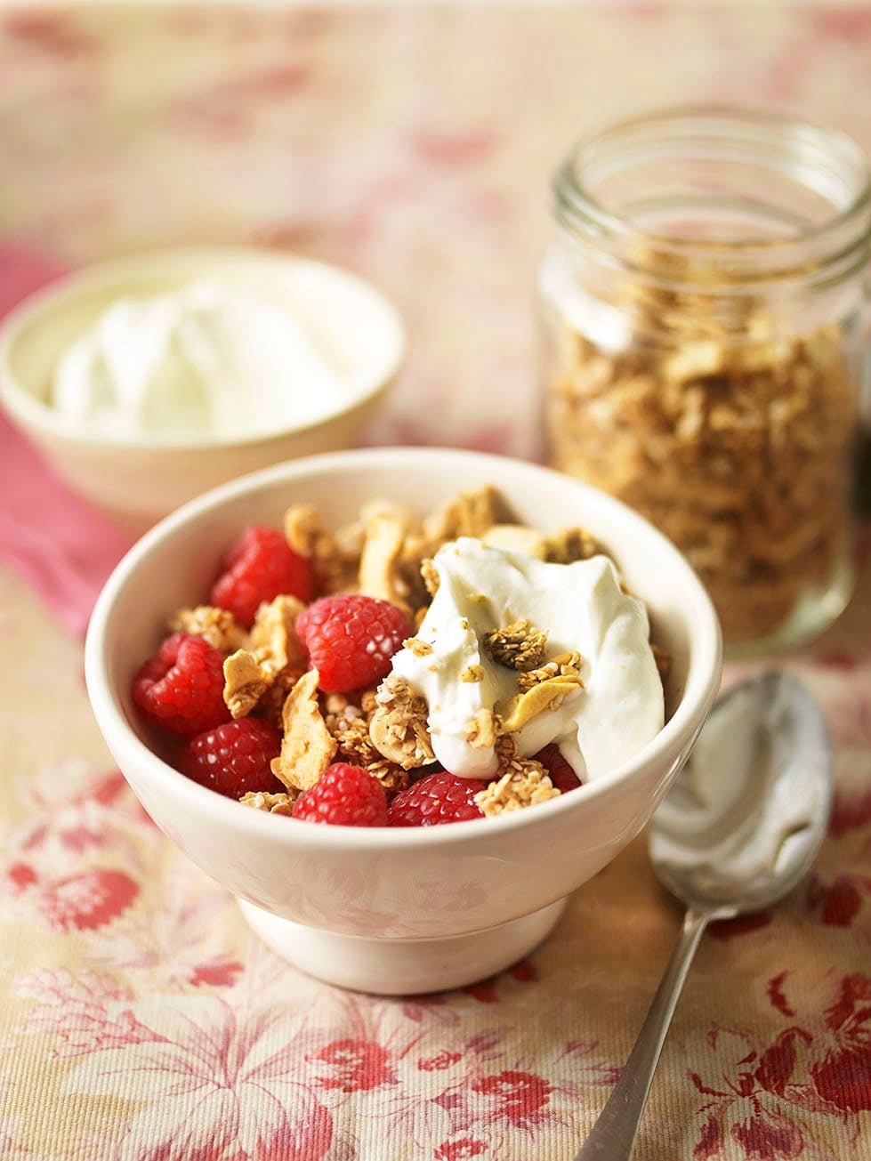 Photo of 'Porridge' granola with raspberries by WW