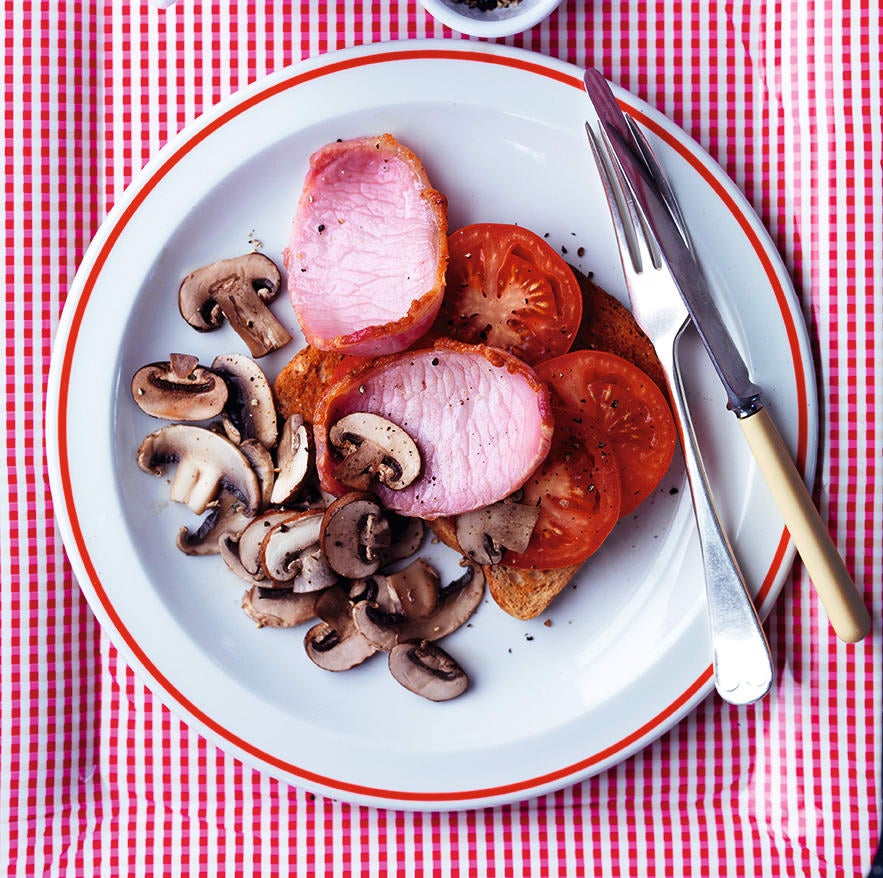 Photo of Bacon, mushrooms & tomato on toast by WW