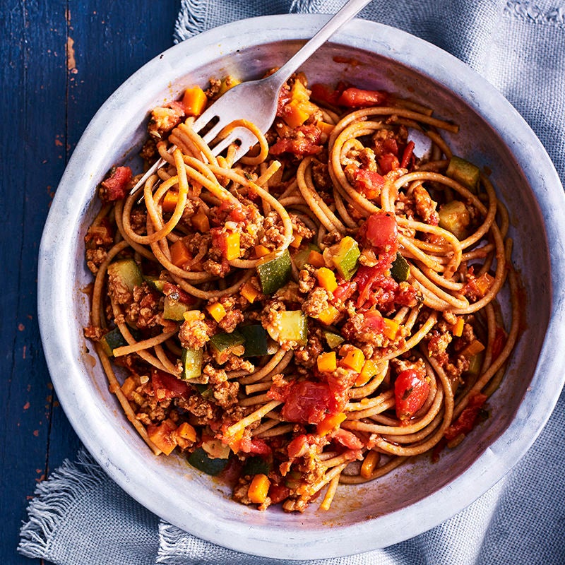 Wholewheat spaghetti Bolognese | Healthy Recipe | WW UK