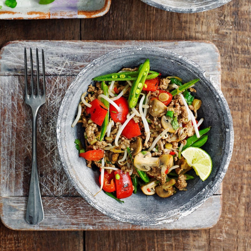 Thai pork mince | Healthy Recipe | WW UK